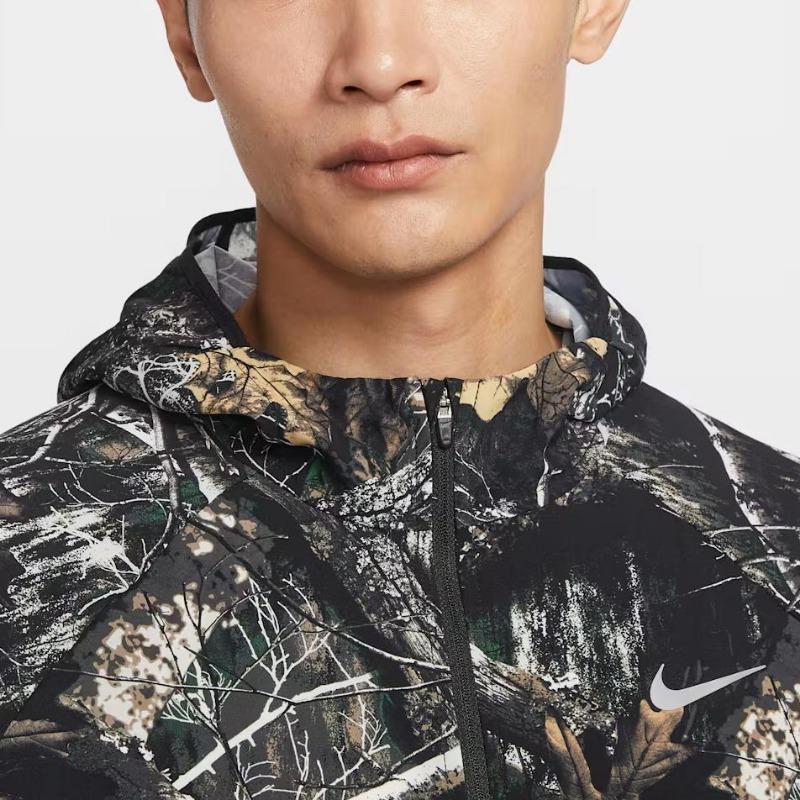 Nike Stride Dri-FIT Men's RealTree Running Jacket Black IO7768-060
