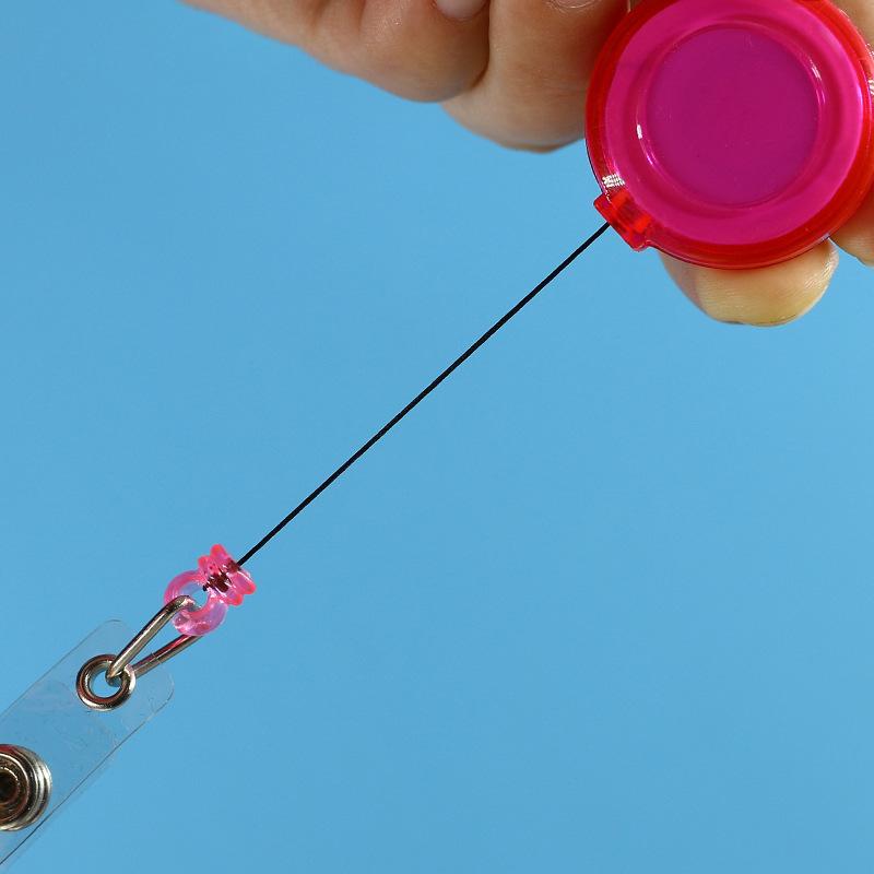 5 st Färg Infällbar Dragbricka ID Lanyard Namnskylt Korthållare Rullar Nyckelring Anti-Förlorad Kedjeklämmor Skola Kontorsmaterial