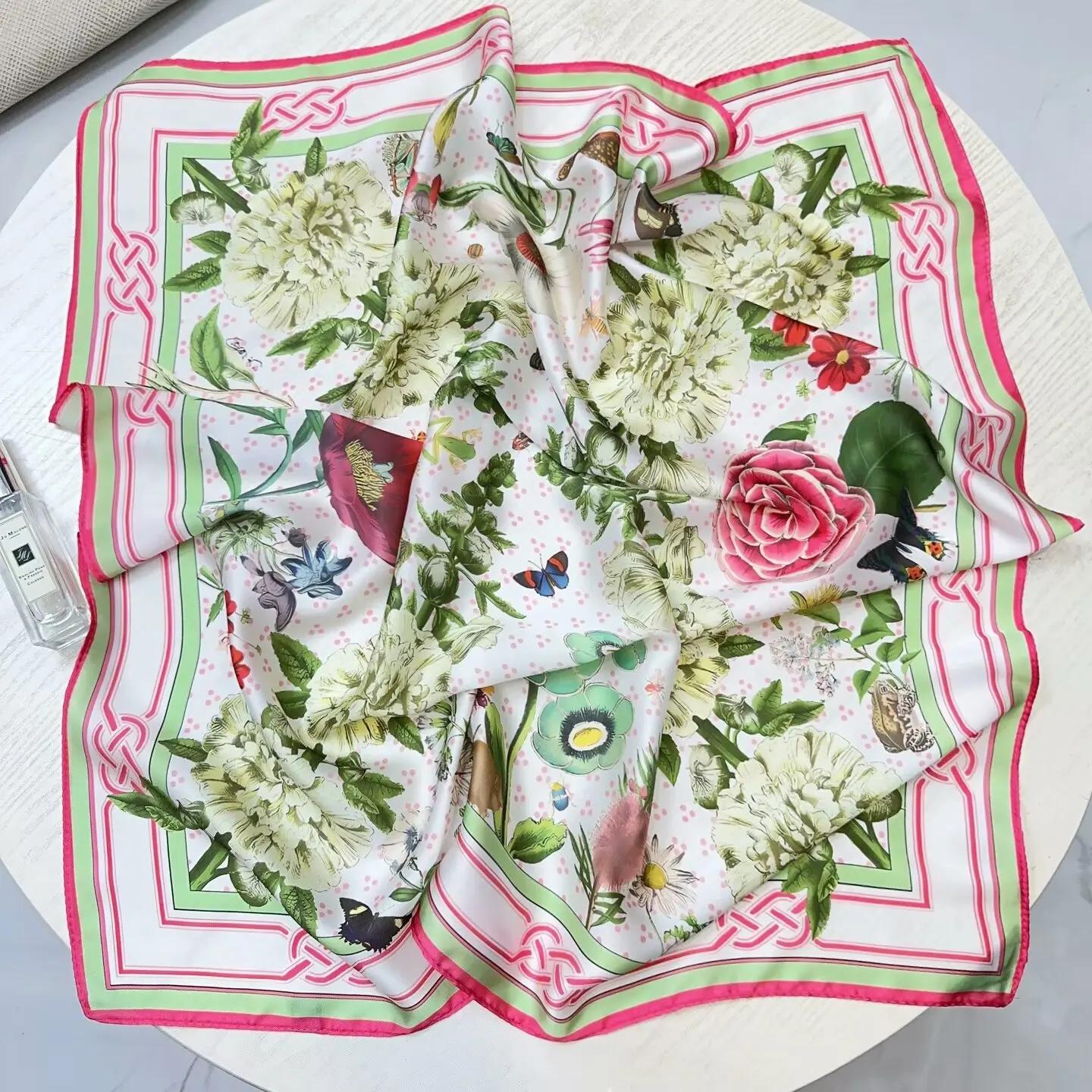 

Модный атласный квадратный шарф-бандана для женщин с цветочным принтом, шейный платок, бандана для волос, женские квадратные платки на голову, шаль, фуляр 70x70