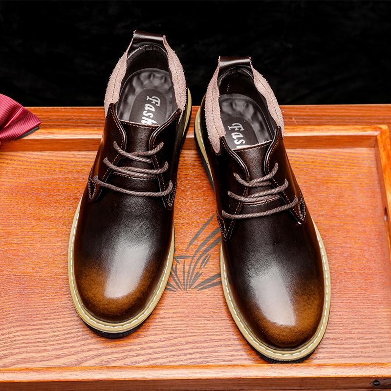 Fashion New Retro Mens Boots Classic Outdoor Leather Work Boots Luxury Brand Men Casual Shoes British Tooling  Footwear