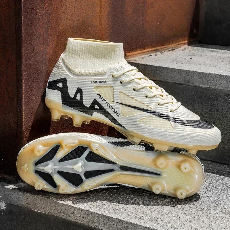 

New Men Football Boots Ultralight Training Shoes Professional High-quality Soccer Shoes Match Outdoor Non-Slip Soccer Cleats 35