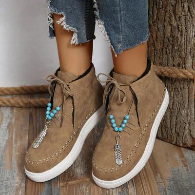 Scarpe da Skateboard in Scamoscio con Perline Bohemien Donna Autunno 2025 Stringate Scarpe Casual Comfort Tacco Basso Decorazione a Cuciture Sneakers