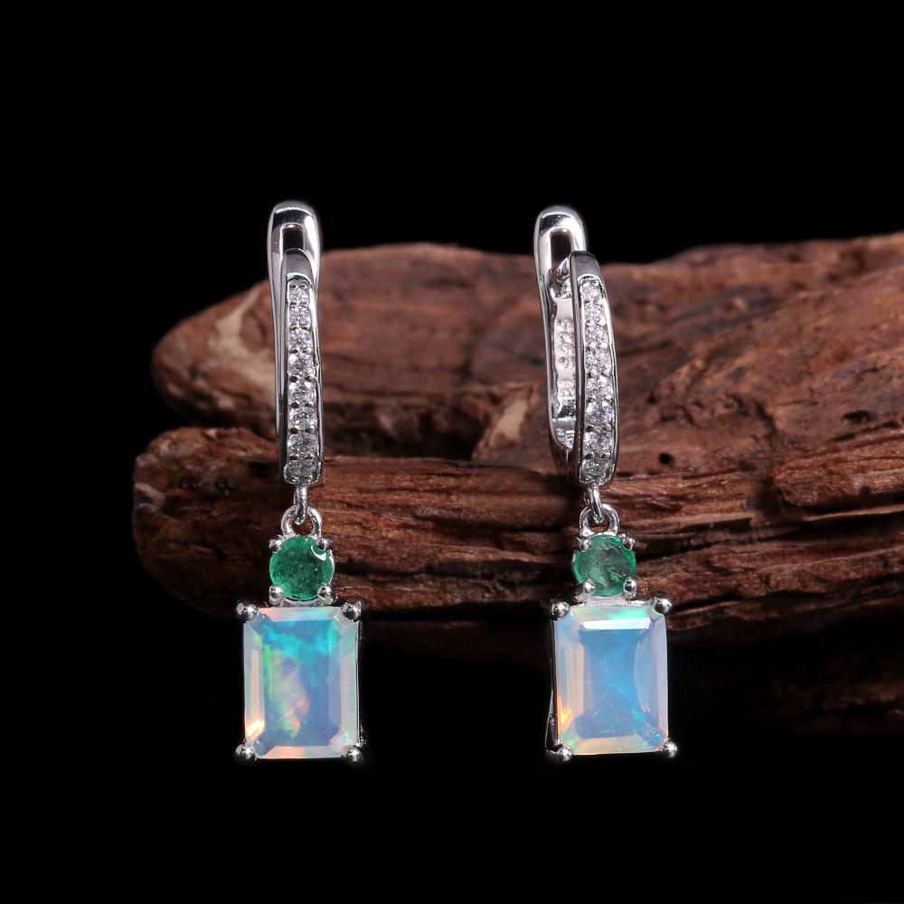 Luxuriöse 925 Sterlingsilber Ohrringe natürlicher OKT 6*8mm Opal echte Edelsteine feiner Schmuck für Damen Jubiläums- und Geburtstagsgeschenk