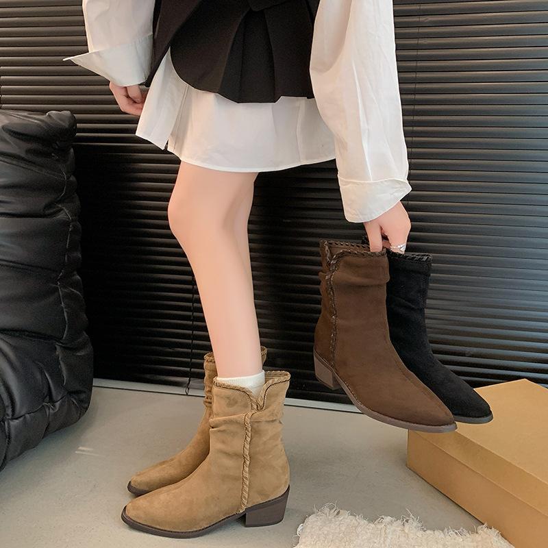 

Temperament versatile short boots women s autumn new pointed thick heel Martin boots fashion sense boots 40 верблюд