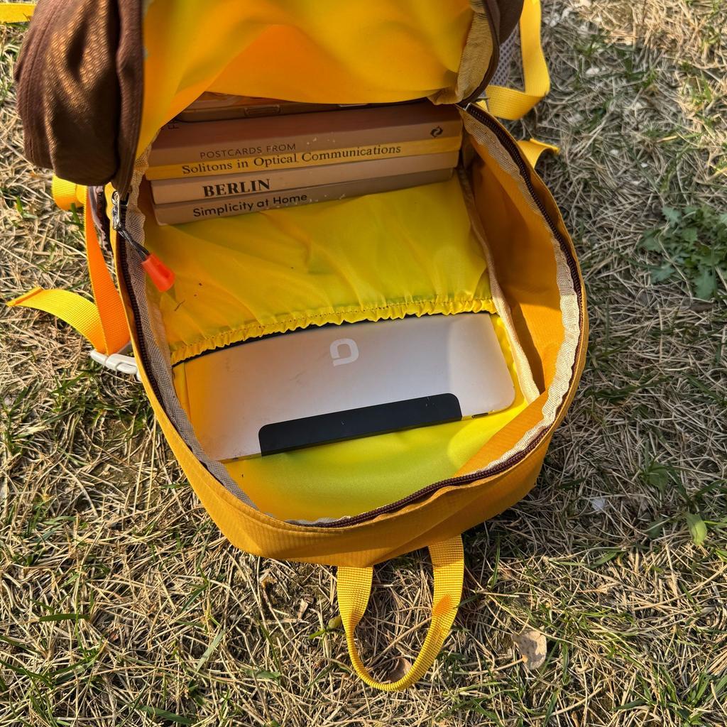Schoolbag Mountaineering Bag Men's and Women's Portable Large Capacity Outdoor Travel Bag Fashion Anti-splashing Hiking Backpack Sports Backpack