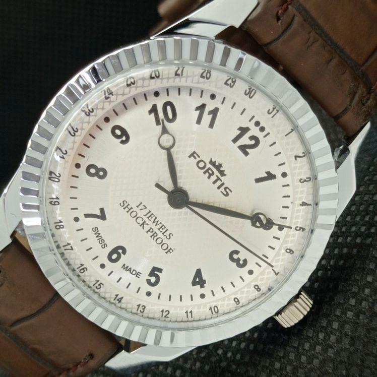 

REFURBISHED FORTIS WINDING SWISS MENS WRIST SILVER DIAL WATCH 622c-a416855-2 lot622c-a416855