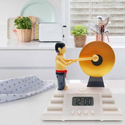 Reloj con función de repetición silenciosa, funciona con pilas, gran Bruce-Lee Knock The Gong luminoso junto al reloj para la oficina