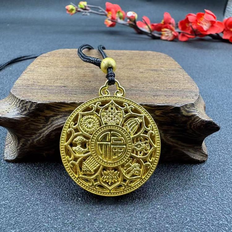 Vietnamesischer Sandgold Buddha Anhänger: Vergoldetes Maitreya Flammen Design