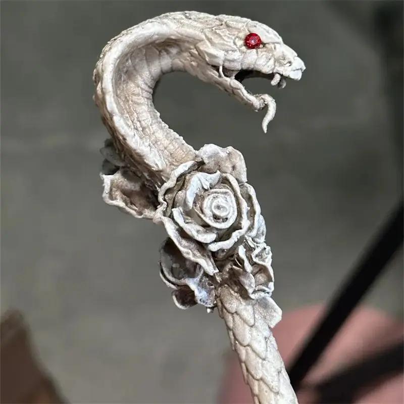

Slytherin Snake House Bone Color Snake Hairpin Film and Television Surrounding Noble and Elegant