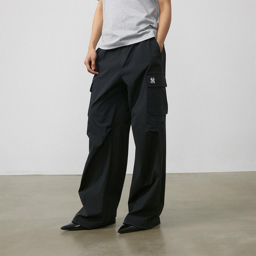 Calças Cargo Femininas MLB SS24 Novas Preto 3FWPB0143-50BKS