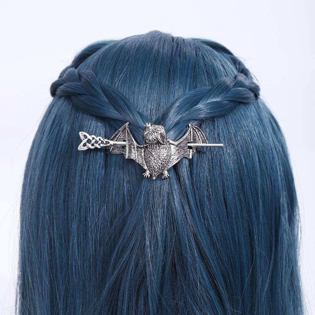 1pc Exquisite Vintage Silver Hairpin Bat Detailed Gothic Animal Dark Style Unique Statement Jewelry Alternative Fashion Peculiar