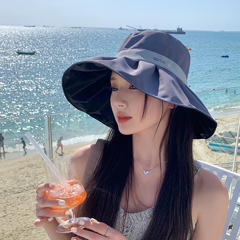 

Трендовая женская шляпа от солнца с широкими полями - Корейский стиль, Универсальная защита от УФ-лучей, Дизайн купола, закрывающий лицо Diameter 57CM фиолетовый