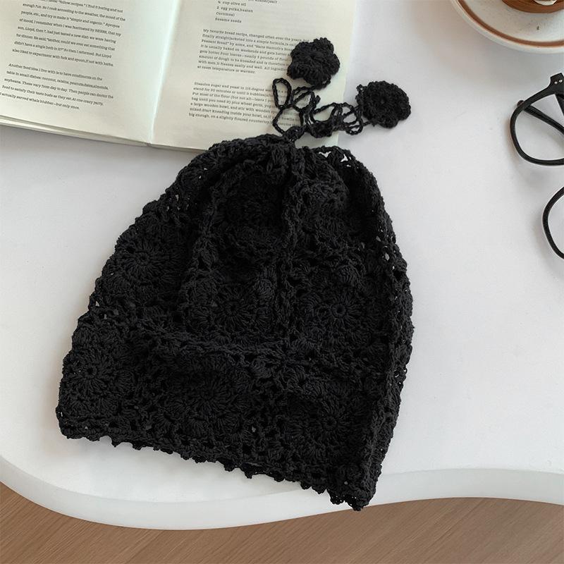 Retro Versatile Hook Flower Hat Japanese Hand-knitted Hollow Head Hat Women's Face Small Flowers Knitted Pile Hat