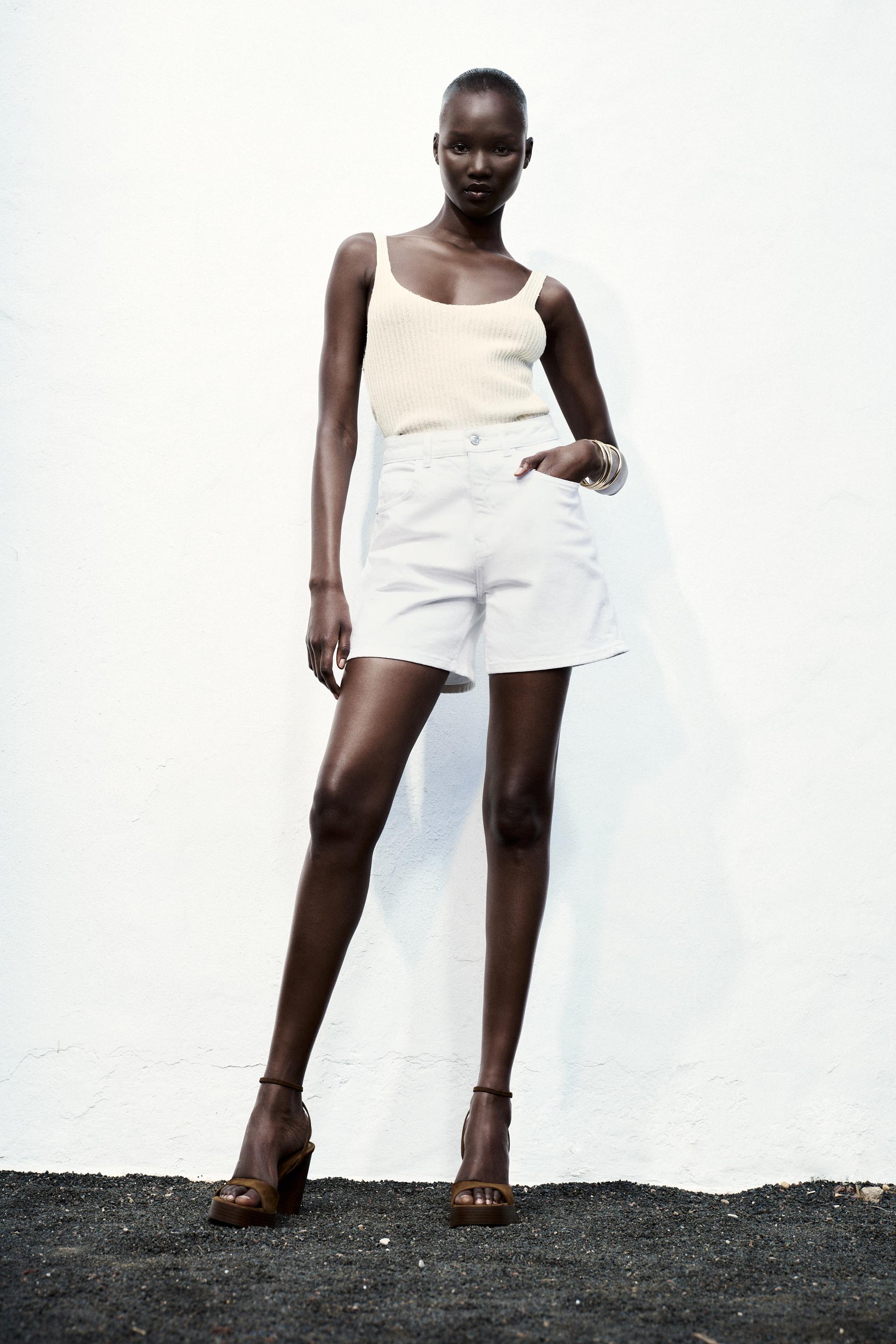 

АТЛАСНАЯ ЮБКА В СКЛИСКИ