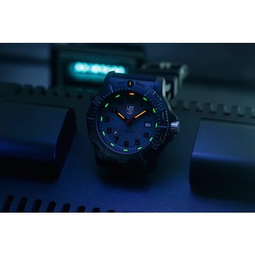 Luminox Navy Seal Men's Watch, Gray (XL.8882.F/8880 Series): 200m Water Resistant + Sapphire Crystal + Continuous Night Visibility, Automatic.