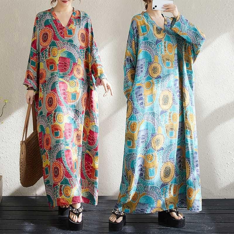 New V-neck Loose Plus Size Simple Vacation Style Long-sleeved Women's Long Dresses