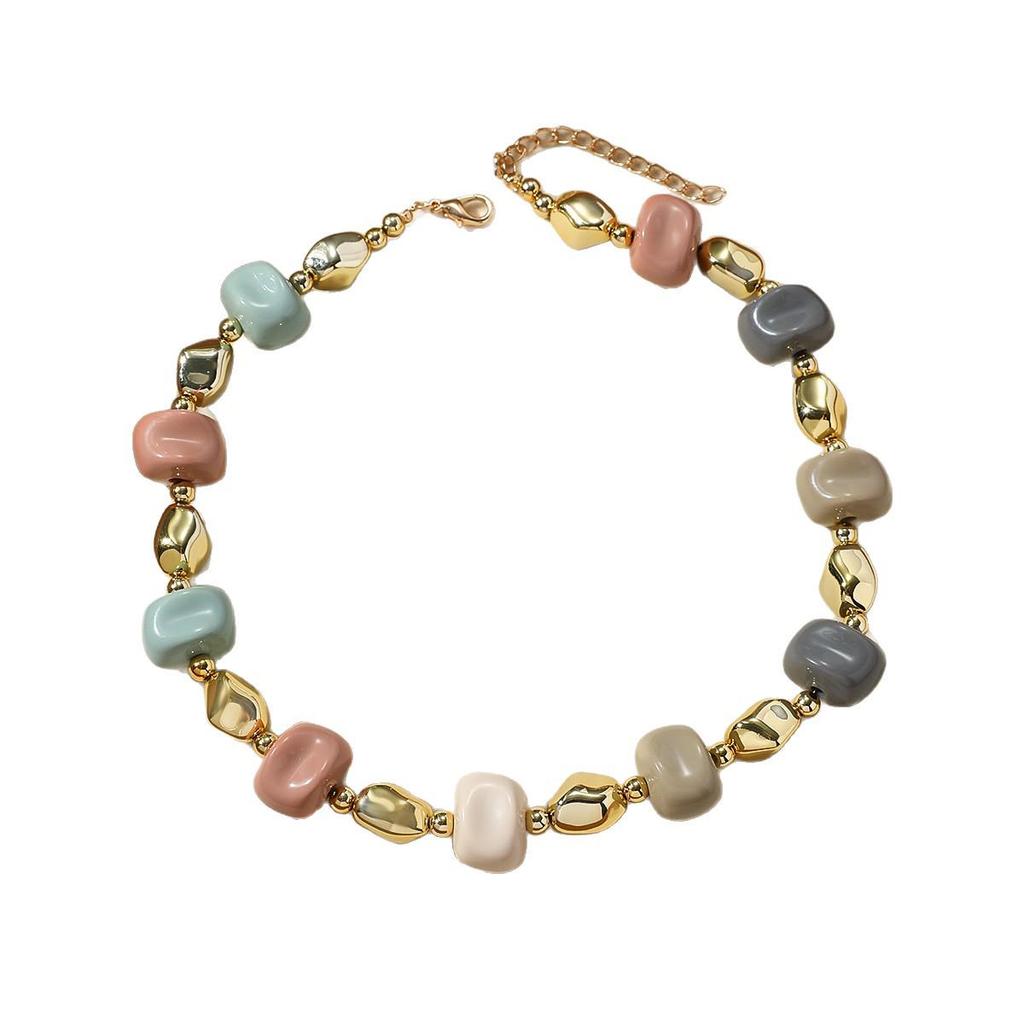 Dopamine Retro Artistic Resin Oval Necklace: Geometric Beaded Collarbone Choker