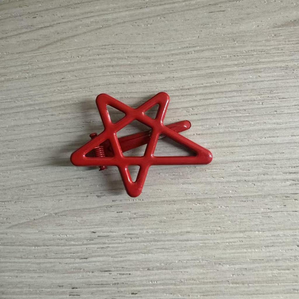 Festive Red Star Hair Clip – Lucky Five-Pointed BB Clip for Bangs and Wispy Hair