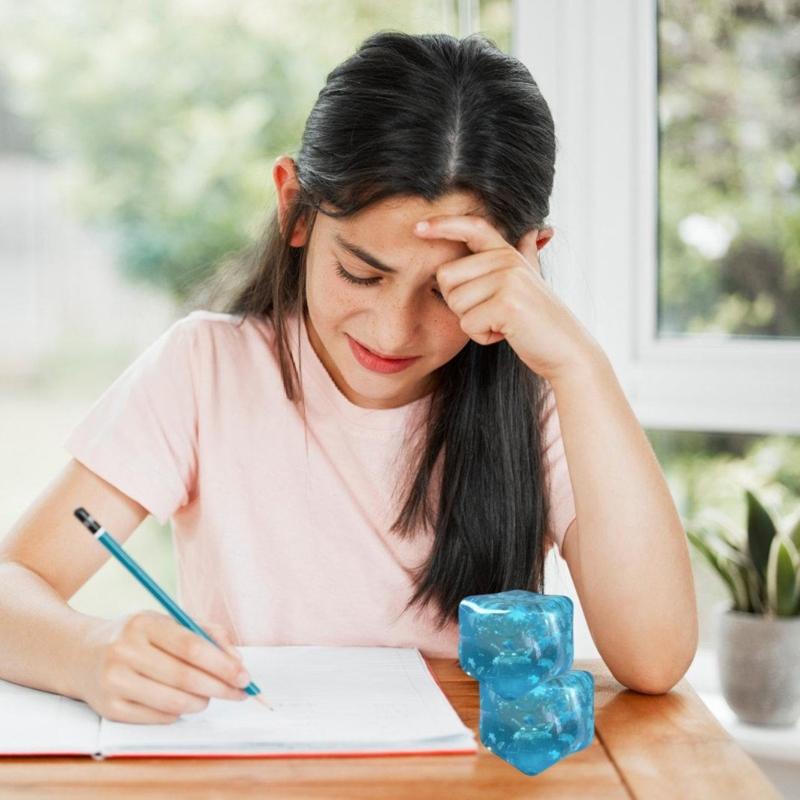 2Pieces AntiStress Ice Cubes Sensory Squeeze Toy for Anxiety Reduce Hand Strengthening Exercise Portable Squeeze Ball