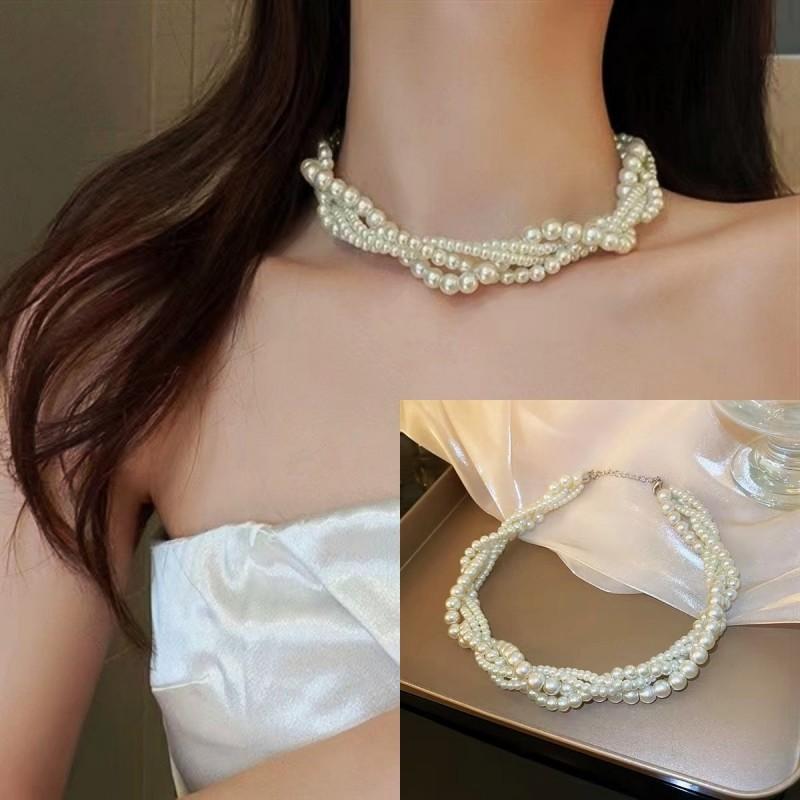 Sweet temperament small fragrant style multi-layer pearl necklace women's new trend fashion simple niche high-end clavicle chain