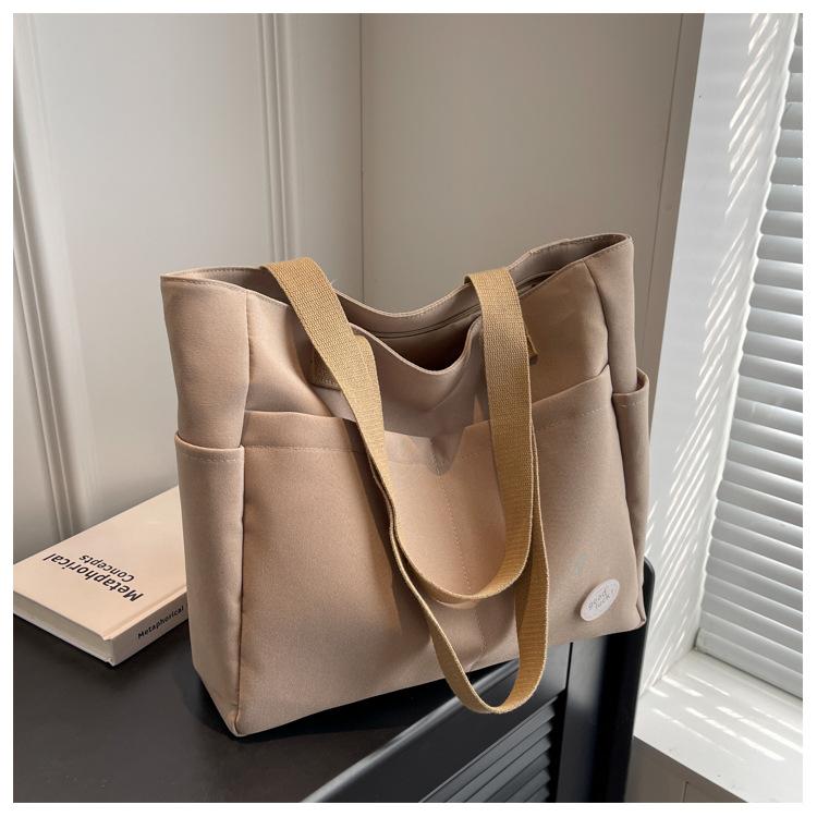 

Original design Japanese zipper commuter thickened canvas tote bag leisure art student simple shoulder handbag 41*12*30 хаки