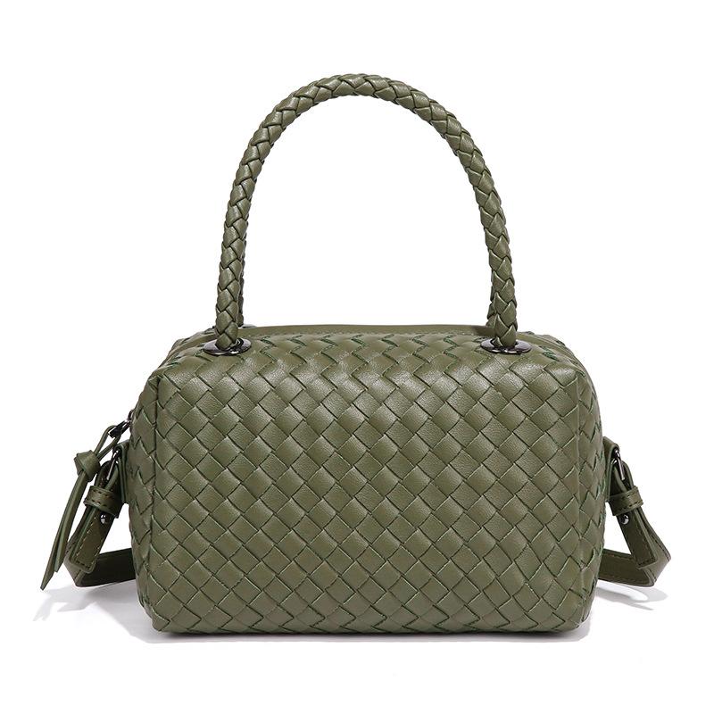 European fashion versatile handwoven bag portable pillow bag toast bag 2025 new crossbody cosmetic bag
