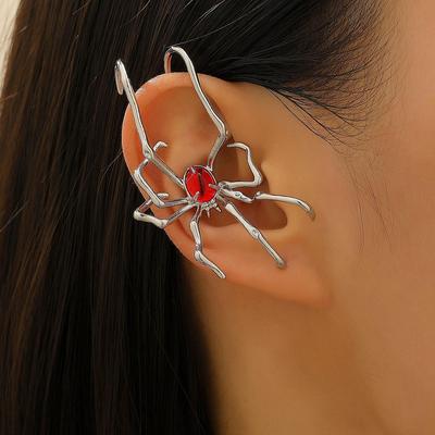 Mode Personalisierte Exquisite Minimalistische Dunkle Design Kriechende Spinne Ohrklemme Halloween Vielseitige Ohrringe