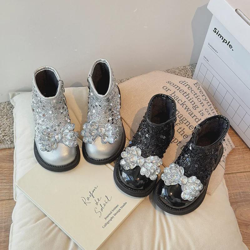 Bottes de princesse en cristal pour filles automne-hiver 2024: Bottes simples pour bébé fille de style coréen, tailles moyennes/grandes