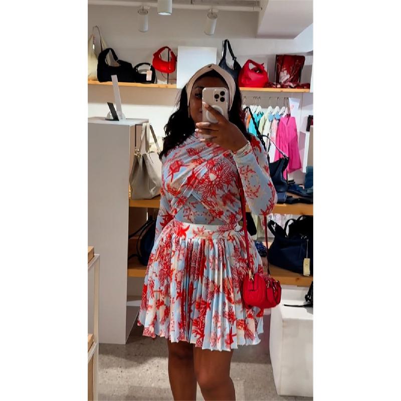 Women's 2026 Summer New Dress Design Slim-Fit Printed Long-Sleeve Top Pleated Skirt Set