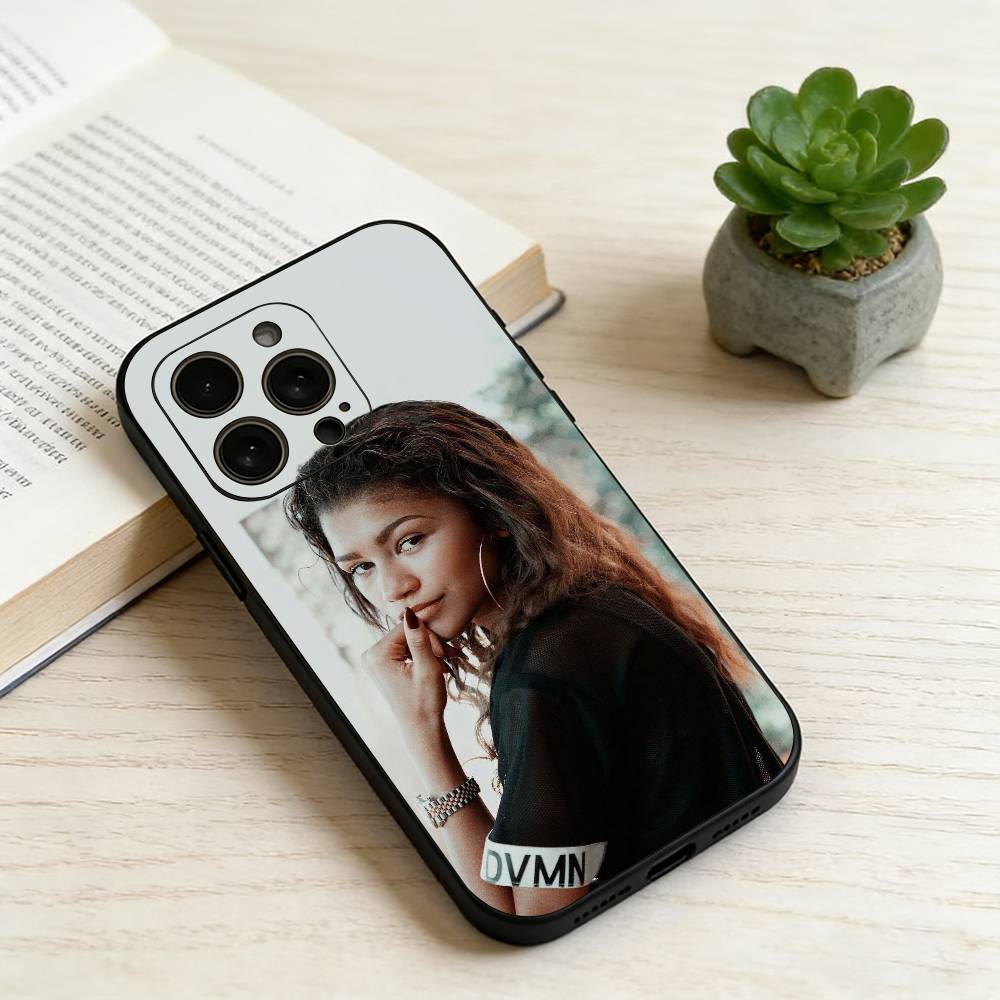 Z-Zendaya Phone Case Silicone Soft For IPhone 17 16 15 14 13 12 11 X XR Plus Pro Max Plus