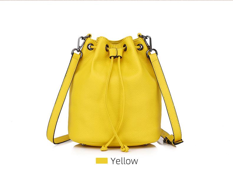 2024 Autumn-Winter Women's Fashion Drawstring Bucket Bag - Retro Single Shoulder Crossbody Commute Bag