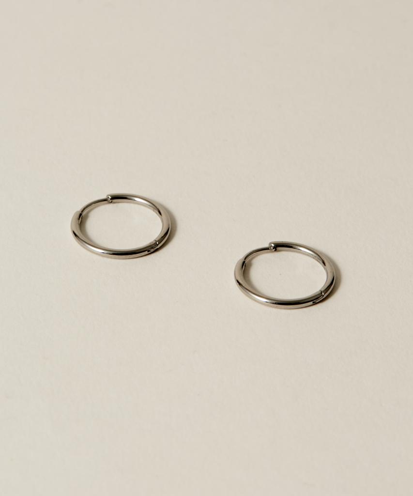 Novice Tokyo Thin Hinged Hoop Pierce [Stainless] (3 Sizes) / Silver