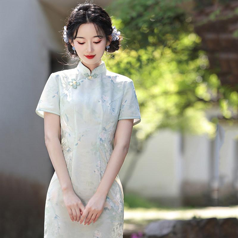 Green national style, new Chinese Suzhou long cheongsam, improved young 1011 new women's high-end sense, daily wear