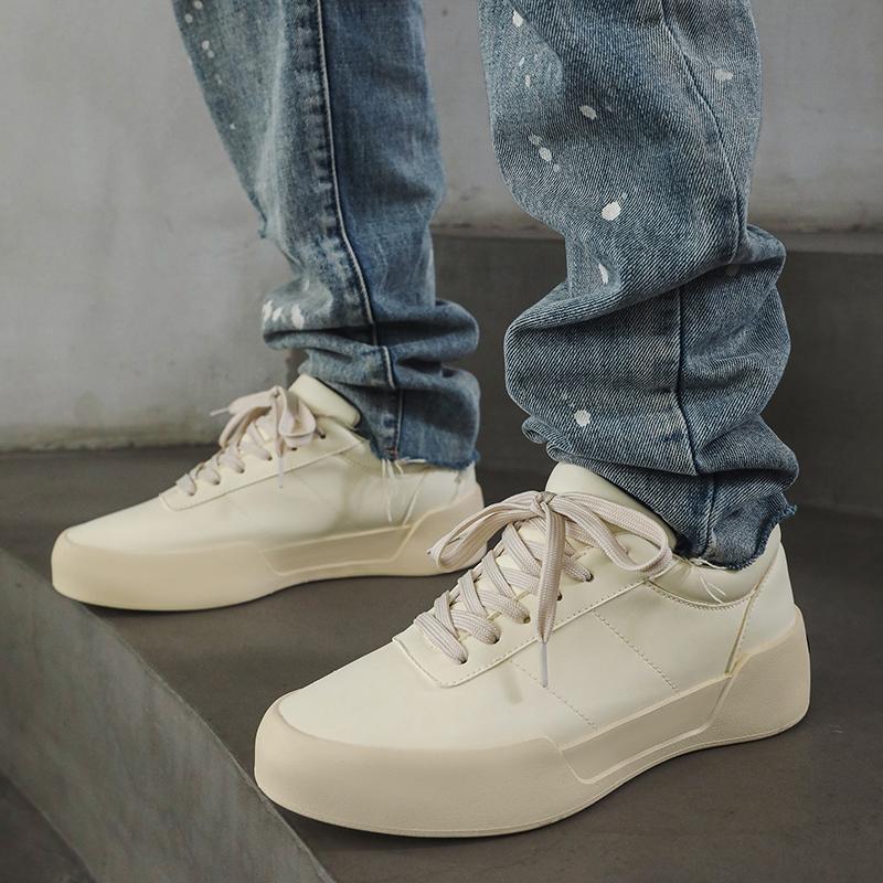 New Youthful and Trendy Solid-color  Men's Lace-up Casual Shoes Breathable Soft-soled Anti-slip and Comfortable Flat Board Shoes