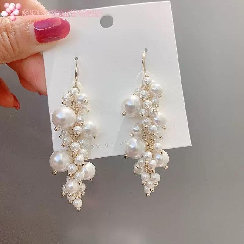 High-end French Super Fairy Pearl Flower Fringed Earrings Women's Light Luxury Temperament Earrings Retro Petal Exaggerated Earrings