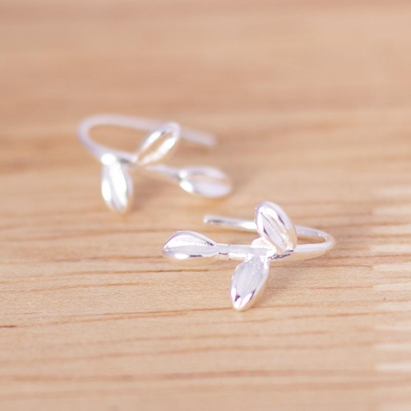 Modne koreańskie kolczyki sztyfty ze srebra s925: Prosty geometryczny design dla kobiet - 25 najlepiej sprzedających się stylów