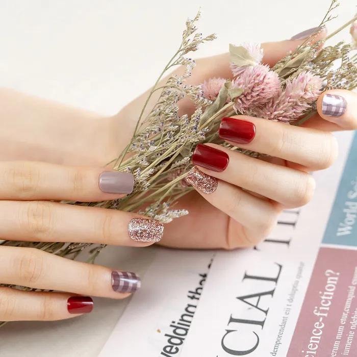 

МЕГА КИПСЫ - FOLLINGLITTER 30 штук + Двусторонний скотч для типс