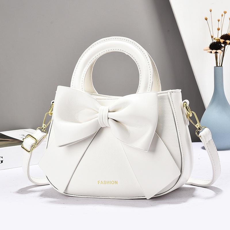 

Elegant Korean Style Butterfly Knot Women s Bags Soft PU Leather Shoulder Bag for Women Fashionable Trendy Small Handbag women 22x9x15.5cm