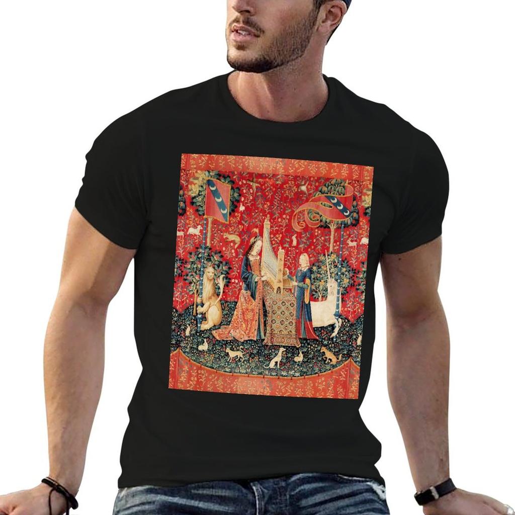 UNICORN AND LADY PLAYING ORGAN WITH ANIMALS   Hearing T-Shirt Minimalist Casual Short Sleeve To