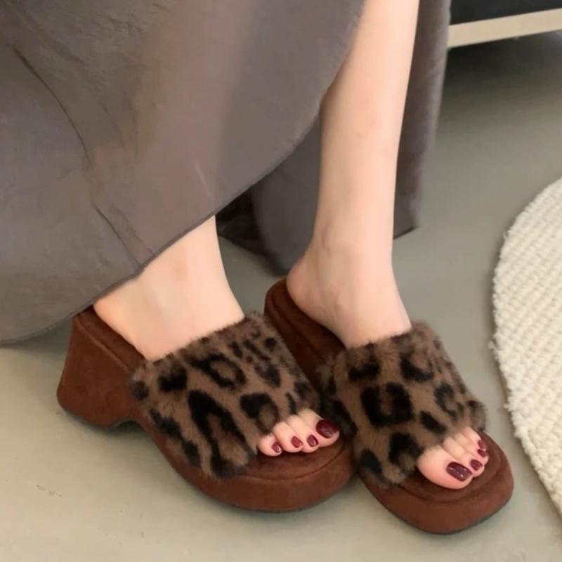 Women Wedges Platform Slippers Leopard Fur Shoes Square Toe Chunky Slingback Flip Flops 2025 Trend New Winter Slides Zapatillas