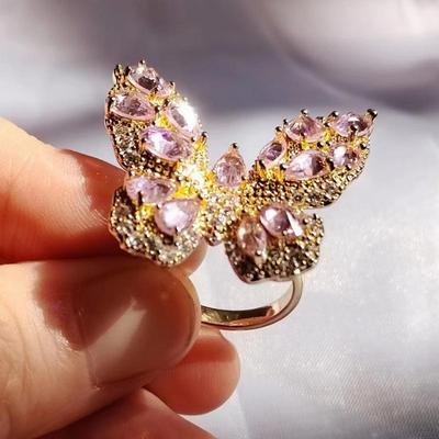 Pink Zircon Butterfly Rings for Women Fashion Gold Color Open Adjustable Ring INS Trendy Wedding Engagement Party Jewelry Accessories