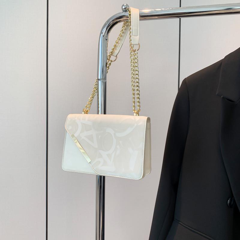 

Trendy Small Square Shoulder Bag For Women In Black Silver Pink And White Colors Perfect For Summer Fashion білий