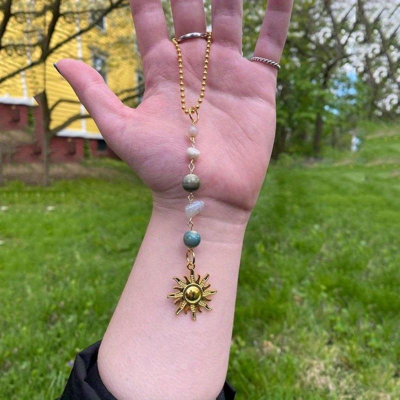 Sun Hanging Car Charm, Green And Gold Rear View Mirror Accessories Cute Boho Dangling Sun Car Decor Handmade Healing Crystals Stones Ornament Gifts