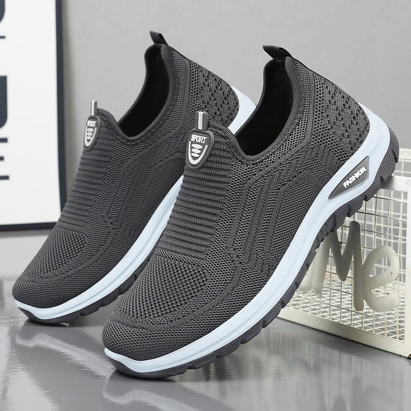 Shoes Men's Versatile Spring New Casual Sports Shoes Breathable Men's One-pedal Shoe Bag