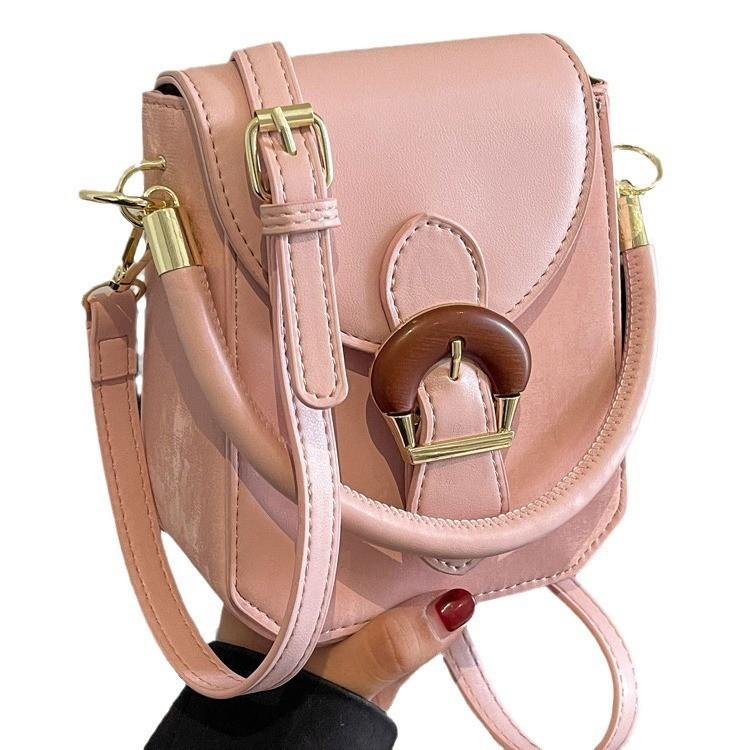 2024 New Fashion Horse Buckle Handbag Women's Shoulder Bag Urban Simple Style