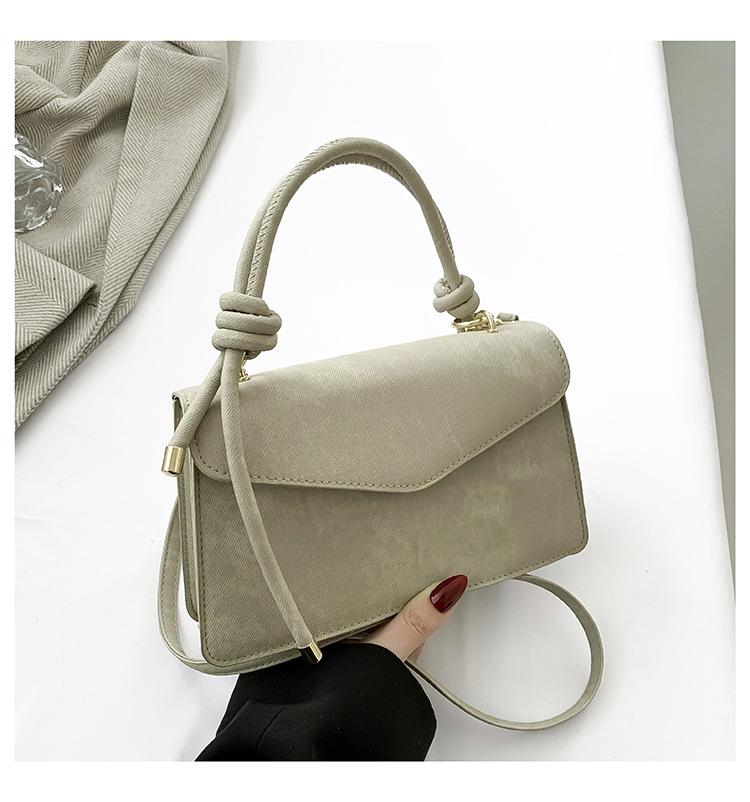 

Интернет знаменитости мода простая личность маленькая сумка женская весна 2024 новый универсальный ins сумка через плечо маленькая квадратная сумка хаки