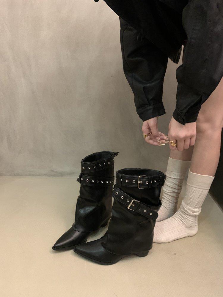 Cowhide version~ pointed retro Spice Girls Belt Buckle Pants Boots Thick Heel Temperament Short Boots Women's Skinny Western Cowboy Boots