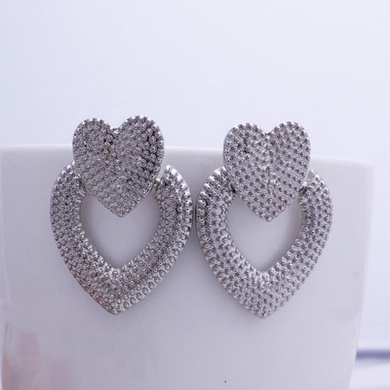 New Women's Fashion Love Heart-shaped Earrings Metal Retro Hollow Double Heart Earrings Jewelry