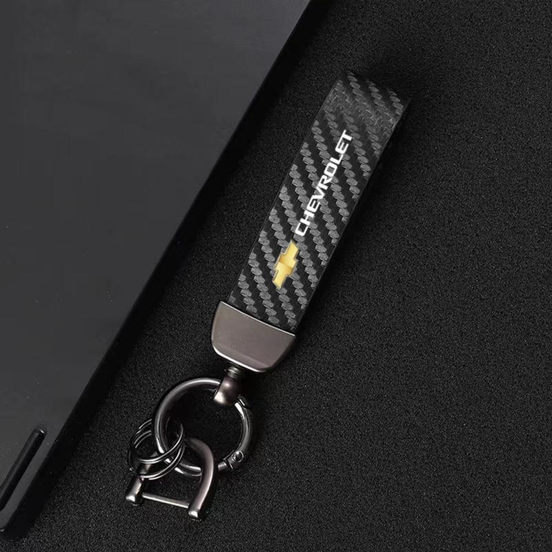 Carbon fiber Leather Car Keyring Exquisite Anti-lost Car Keychain For Chevrolet Colorado Cruze Spark Captiva Malibu Trax