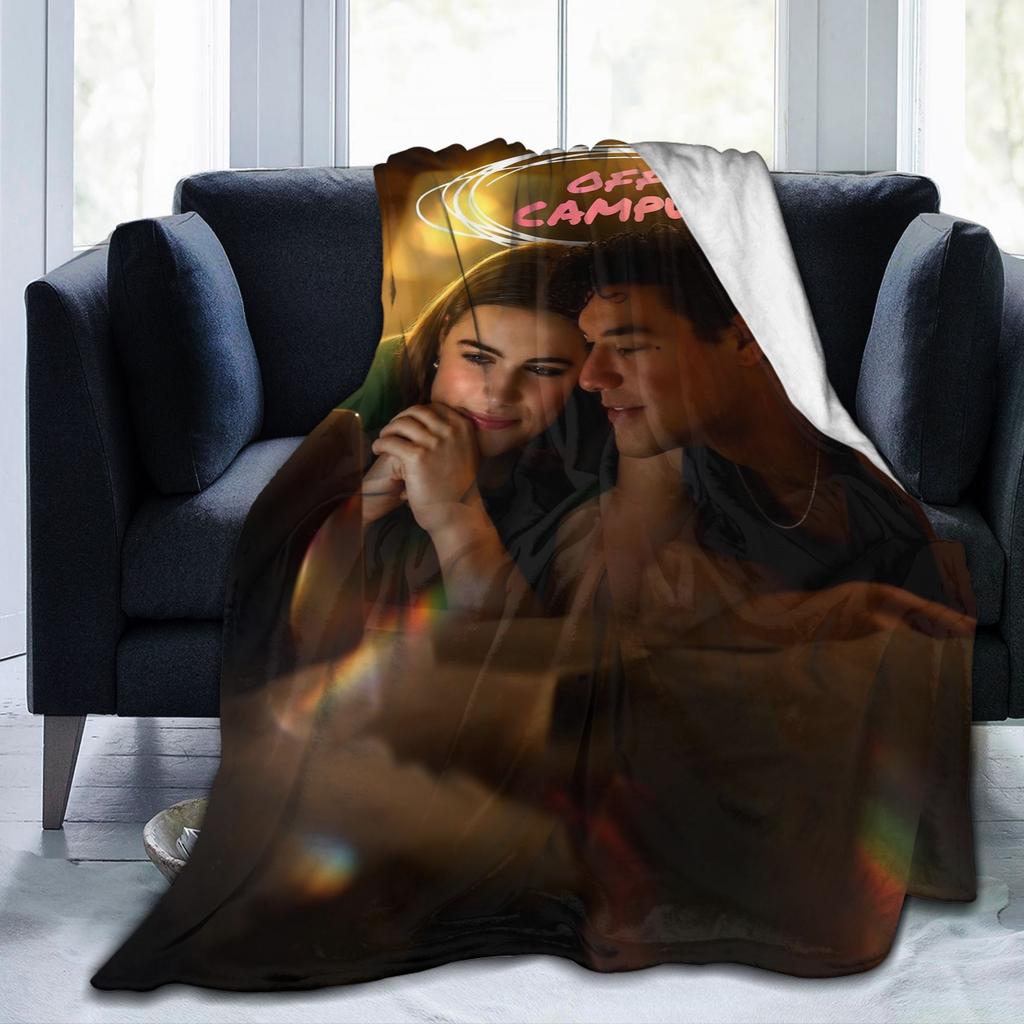 Off Campus Hannah and Garrett Knitted Blankets Fleece Lightweight Throw Blanket for Home Couch Bed Rug